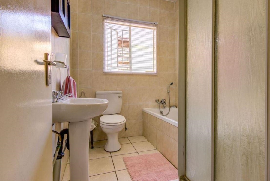 3 Bedroom Property for Sale in Terenure Gauteng