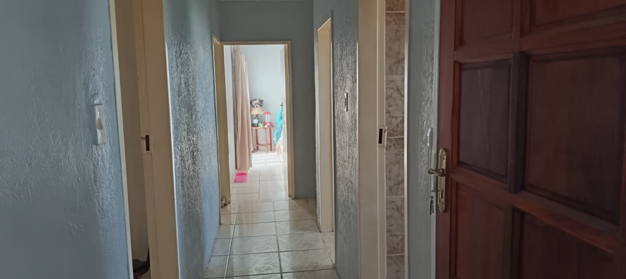 4 Bedroom Property for Sale in Crystal Park Gauteng