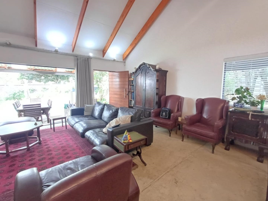 To Let 3 Bedroom Property for Rent in Robindale Gauteng