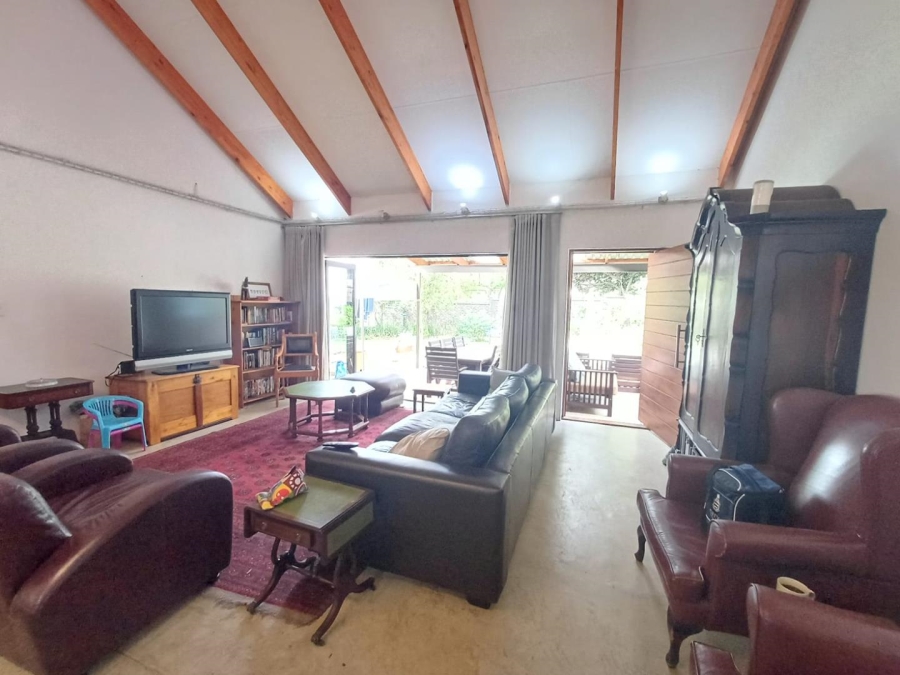 To Let 3 Bedroom Property for Rent in Robindale Gauteng
