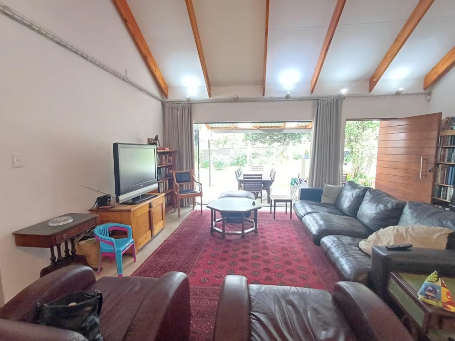 To Let 3 Bedroom Property for Rent in Robindale Gauteng