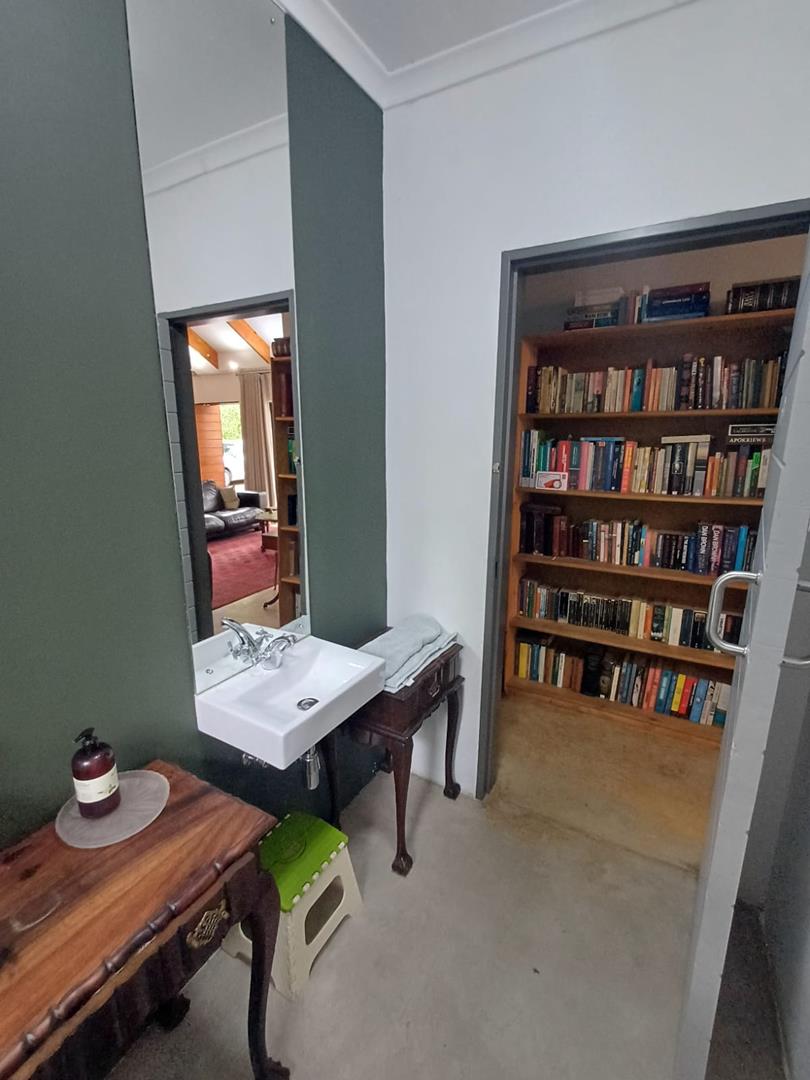 To Let 3 Bedroom Property for Rent in Robindale Gauteng