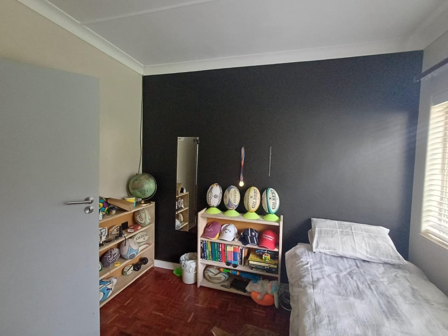 To Let 3 Bedroom Property for Rent in Robindale Gauteng