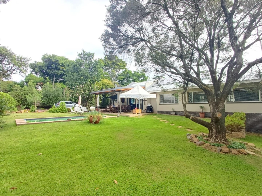 To Let 3 Bedroom Property for Rent in Robindale Gauteng