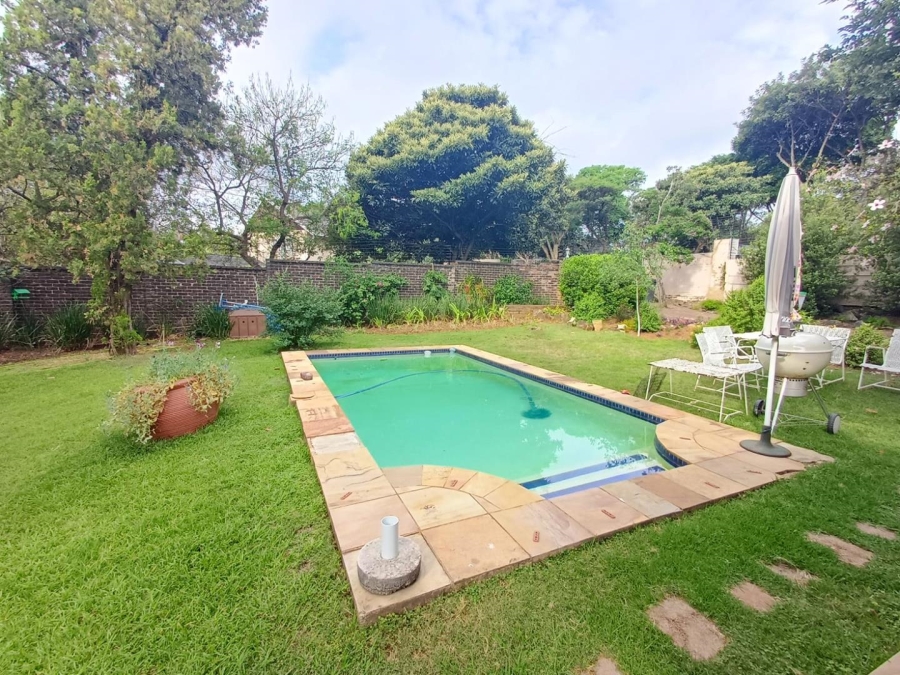 To Let 3 Bedroom Property for Rent in Robindale Gauteng