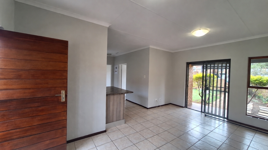 To Let 2 Bedroom Property for Rent in Randpark Ridge Gauteng