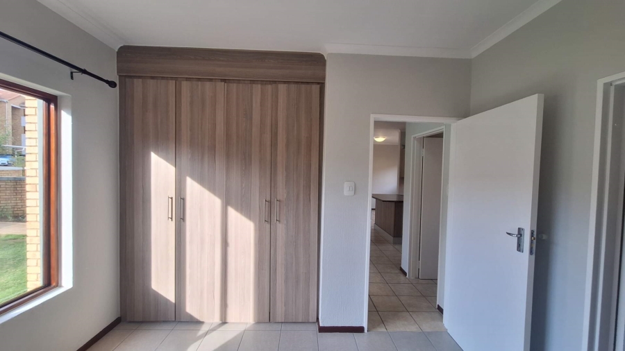 To Let 2 Bedroom Property for Rent in Randpark Ridge Gauteng