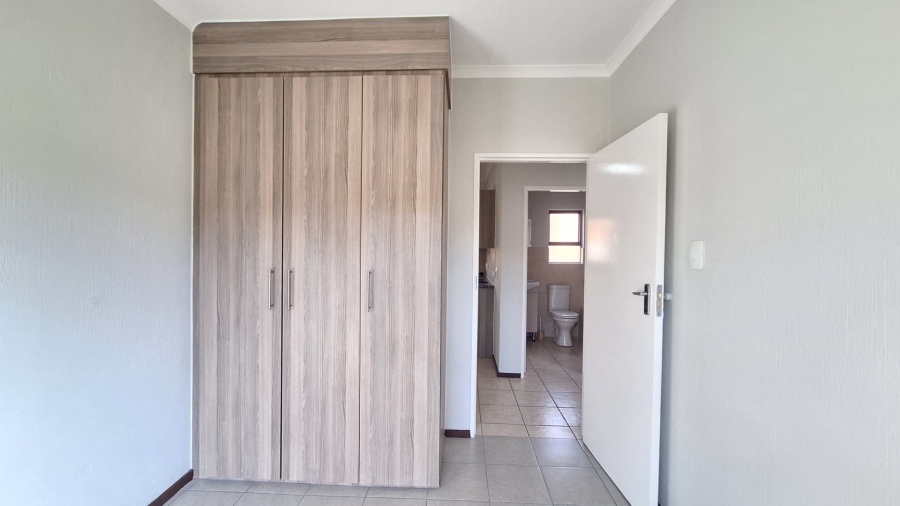 To Let 2 Bedroom Property for Rent in Randpark Ridge Gauteng