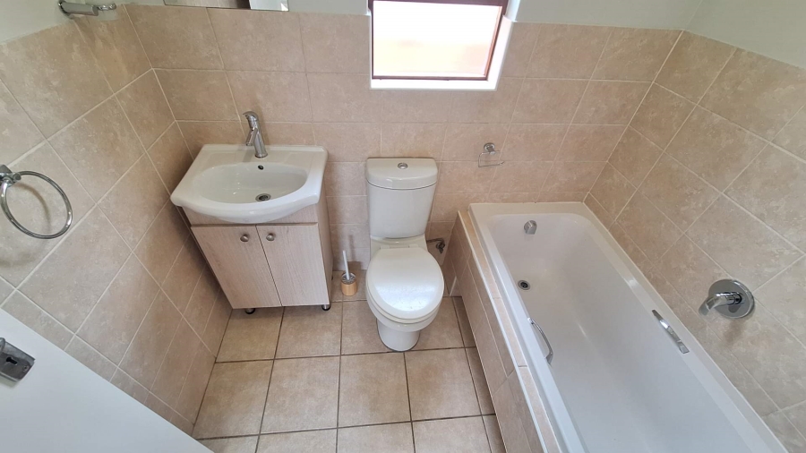 To Let 2 Bedroom Property for Rent in Randpark Ridge Gauteng