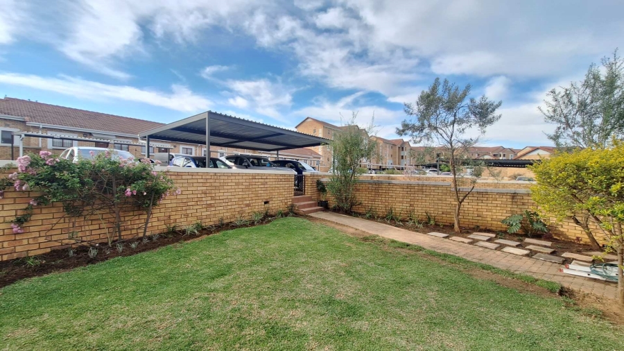 To Let 2 Bedroom Property for Rent in Randpark Ridge Gauteng