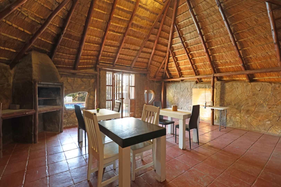 6 Bedroom Property for Sale in Greenhills Gauteng