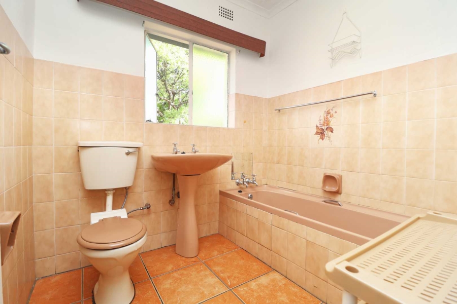 6 Bedroom Property for Sale in Greenhills Gauteng