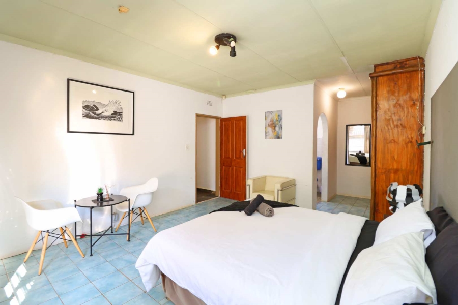 6 Bedroom Property for Sale in Greenhills Gauteng
