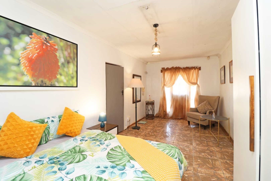 6 Bedroom Property for Sale in Greenhills Gauteng