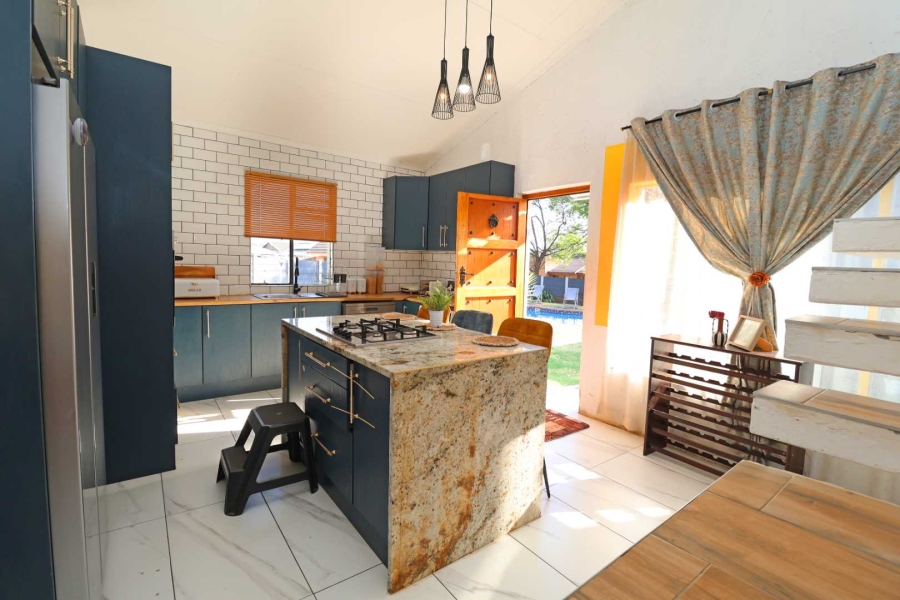 6 Bedroom Property for Sale in Greenhills Gauteng