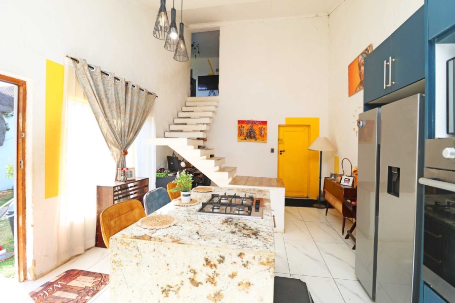 6 Bedroom Property for Sale in Greenhills Gauteng