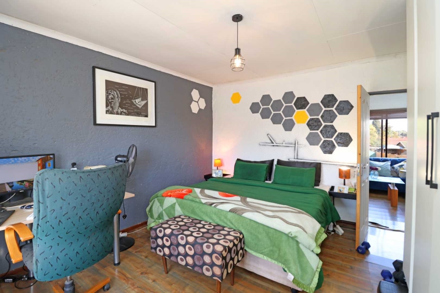 6 Bedroom Property for Sale in Greenhills Gauteng