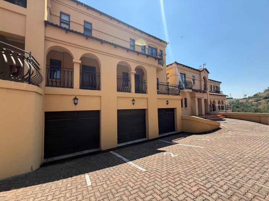 2 Bedroom Property for Sale in Bassonia Gauteng