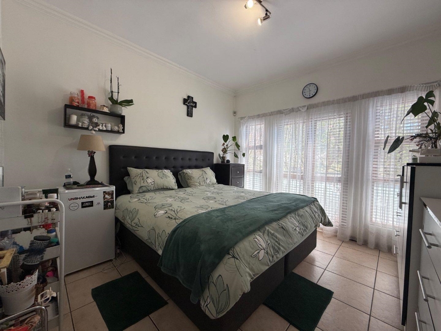 2 Bedroom Property for Sale in Bassonia Gauteng