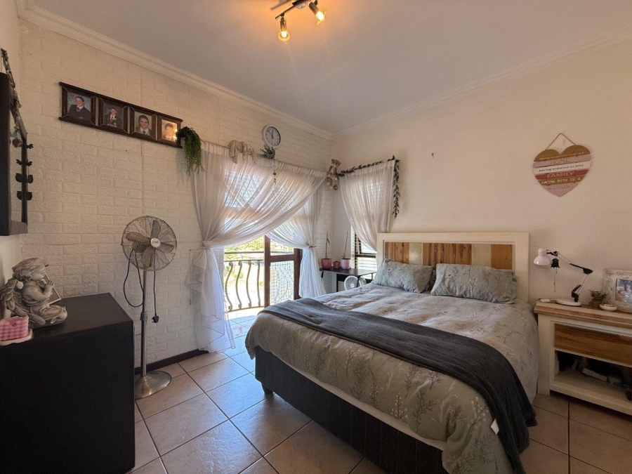 2 Bedroom Property for Sale in Bassonia Gauteng