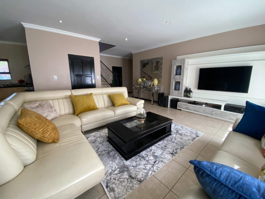 3 Bedroom Property for Sale in Mulbarton Gauteng