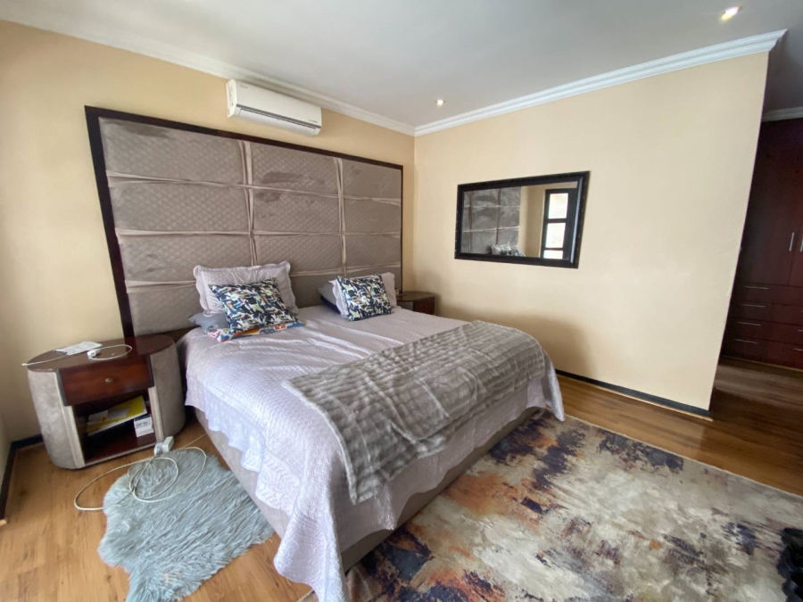 3 Bedroom Property for Sale in Mulbarton Gauteng