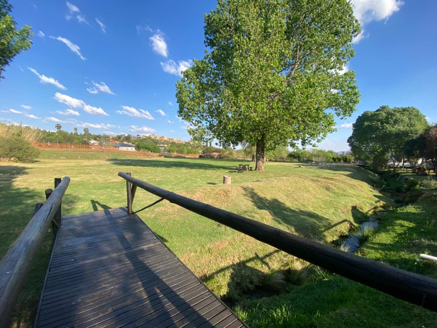 3 Bedroom Property for Sale in Mulbarton Gauteng