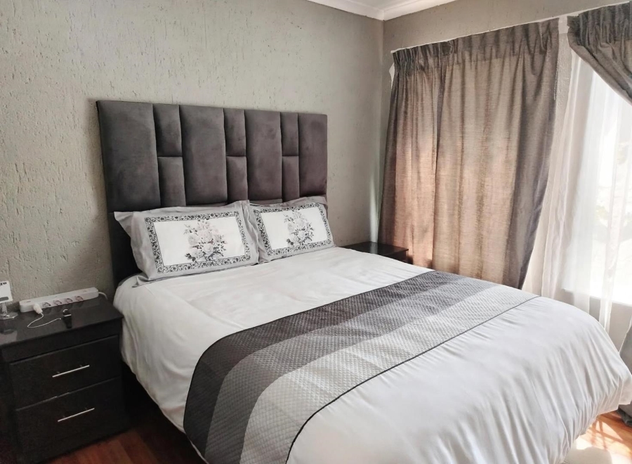 2 Bedroom Property for Sale in Suideroord Gauteng