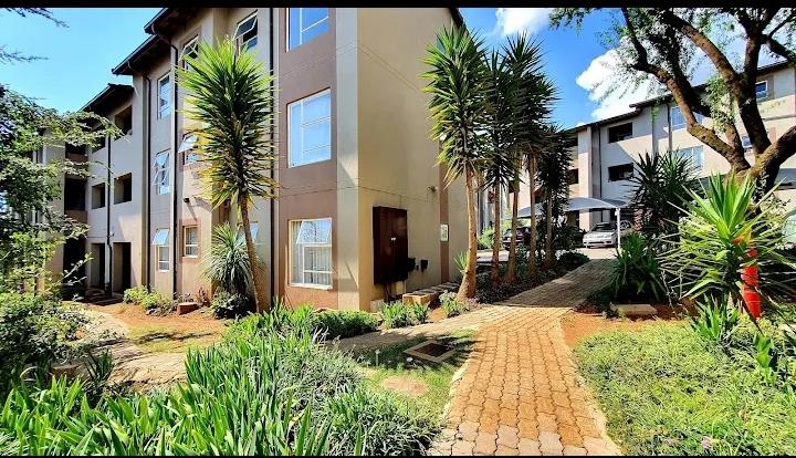 2 Bedroom Property for Sale in Suideroord Gauteng