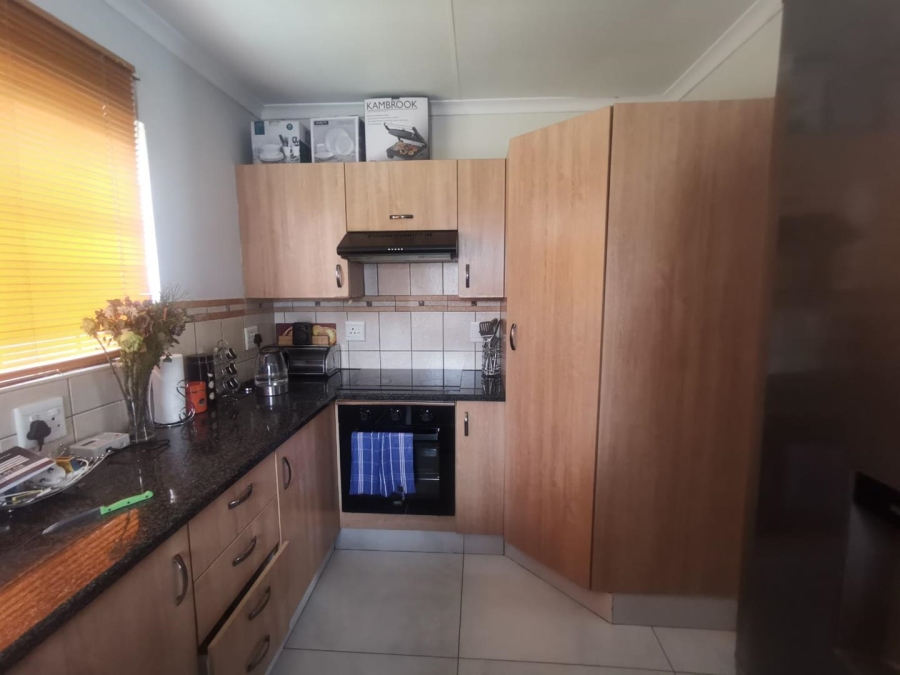 To Let 3 Bedroom Property for Rent in Albertsdal Gauteng