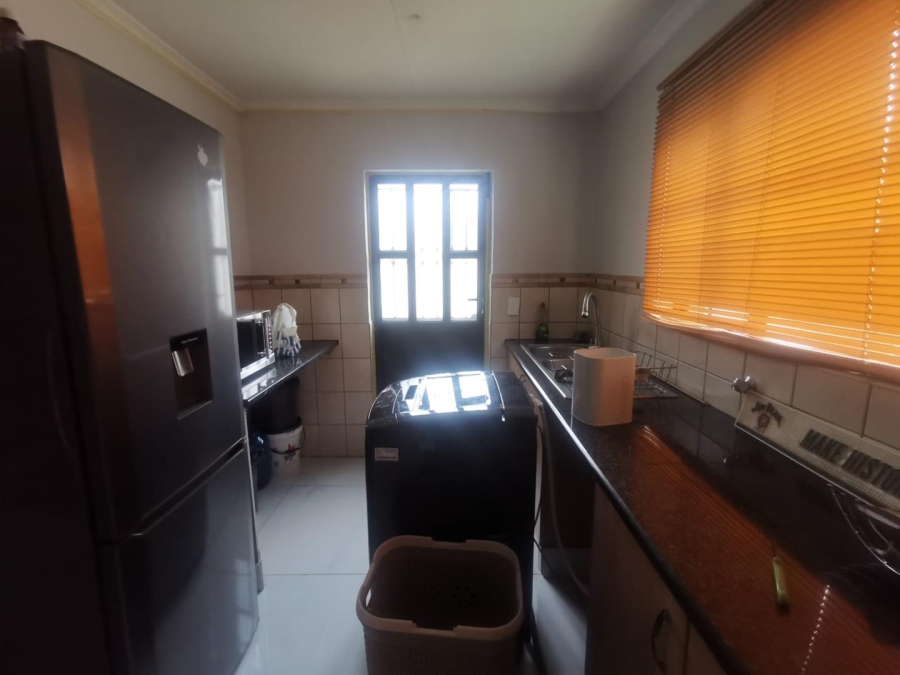To Let 3 Bedroom Property for Rent in Albertsdal Gauteng