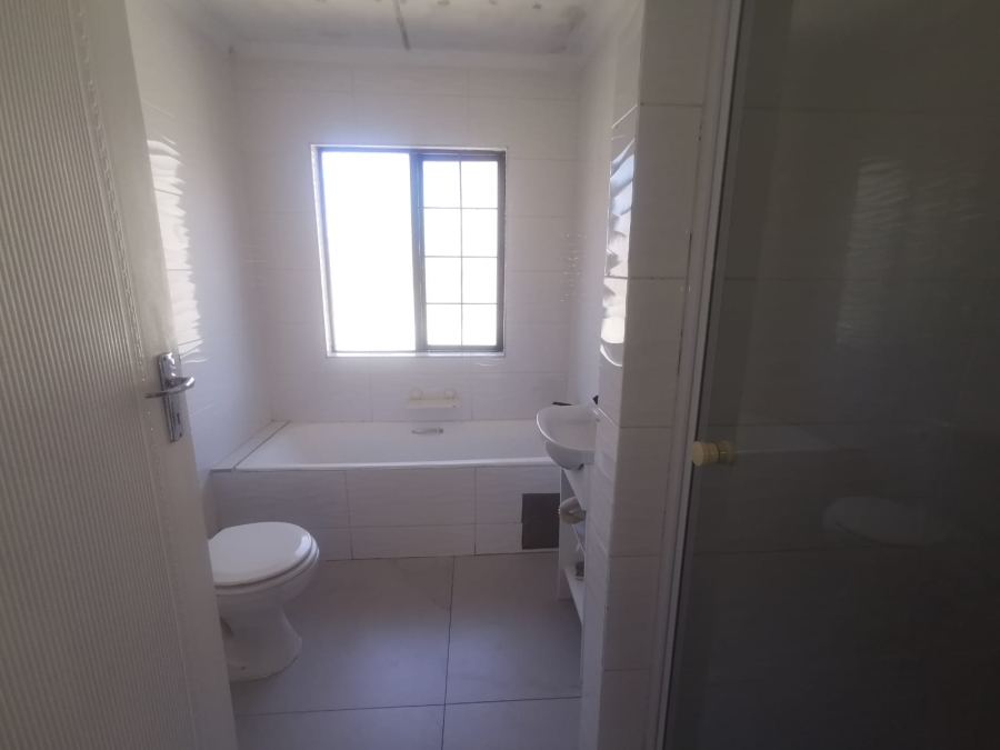 To Let 3 Bedroom Property for Rent in Meyersig Lifestyle Estate Gauteng