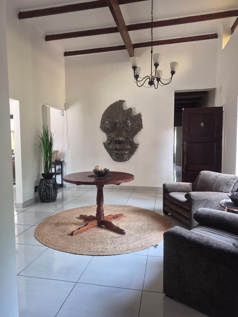 To Let 5 Bedroom Property for Rent in Brackenhurst Gauteng