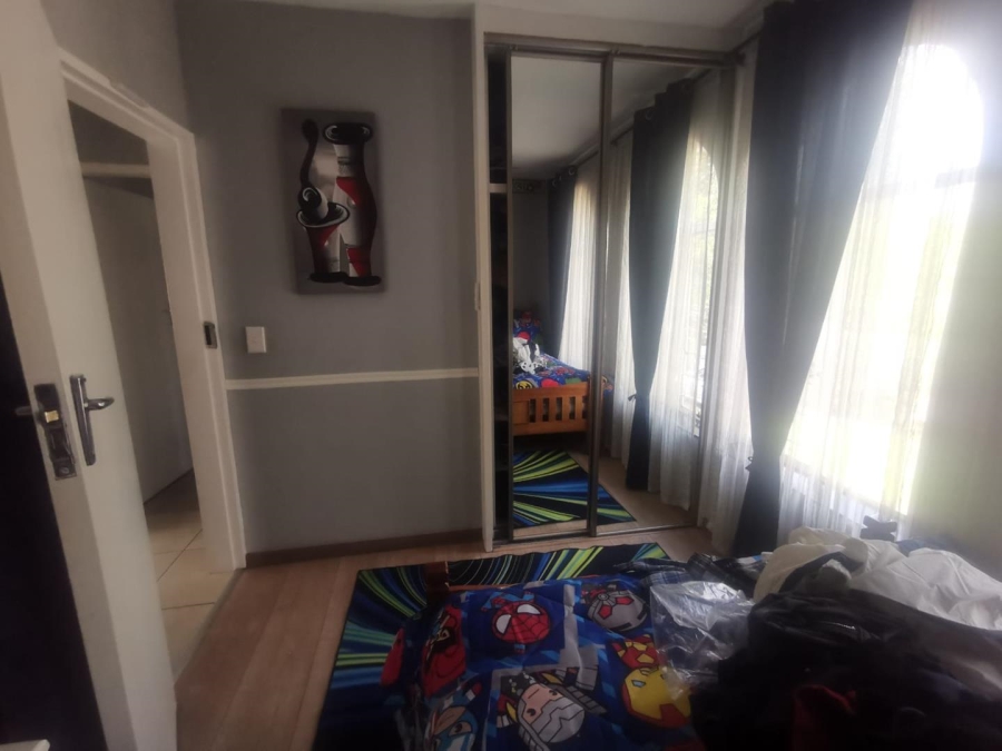 To Let 2 Bedroom Property for Rent in South Crest Gauteng