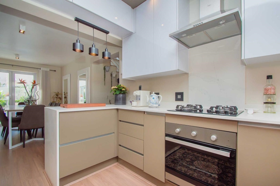 3 Bedroom Property for Sale in Douglasdale Gauteng