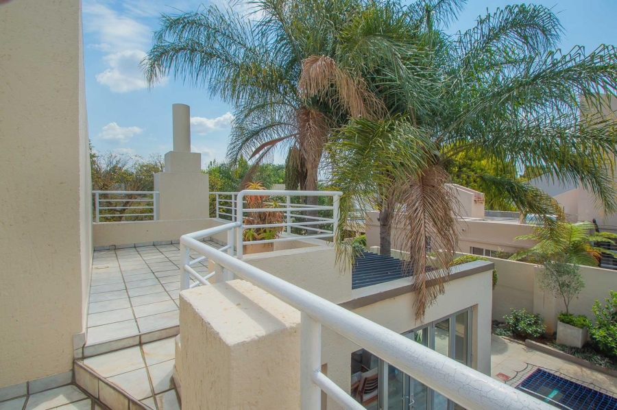 3 Bedroom Property for Sale in Douglasdale Gauteng