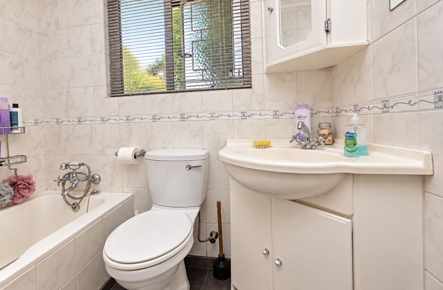 3 Bedroom Property for Sale in Weltevreden Park Gauteng