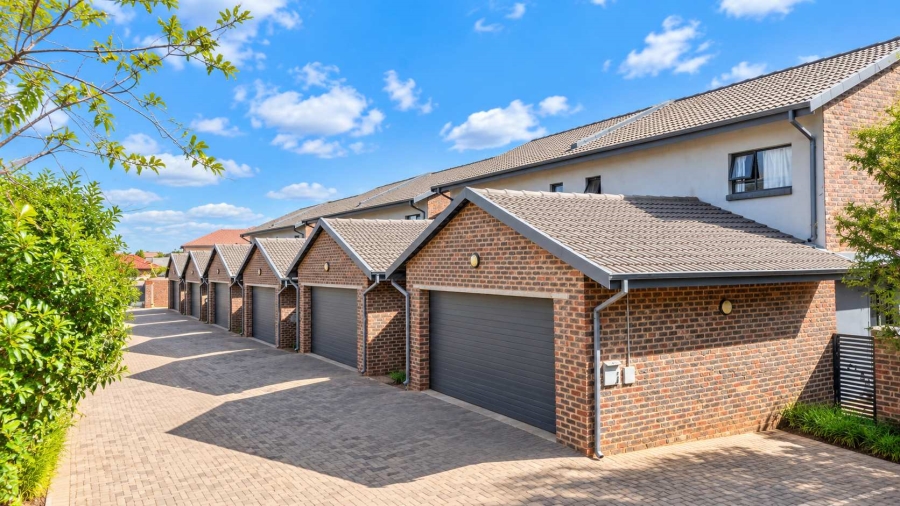 3 Bedroom Property for Sale in Doornpoort Gauteng
