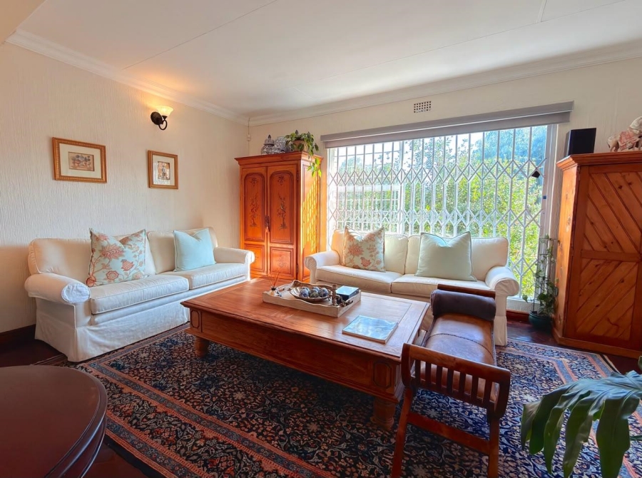 To Let 3 Bedroom Property for Rent in Glenvista Gauteng