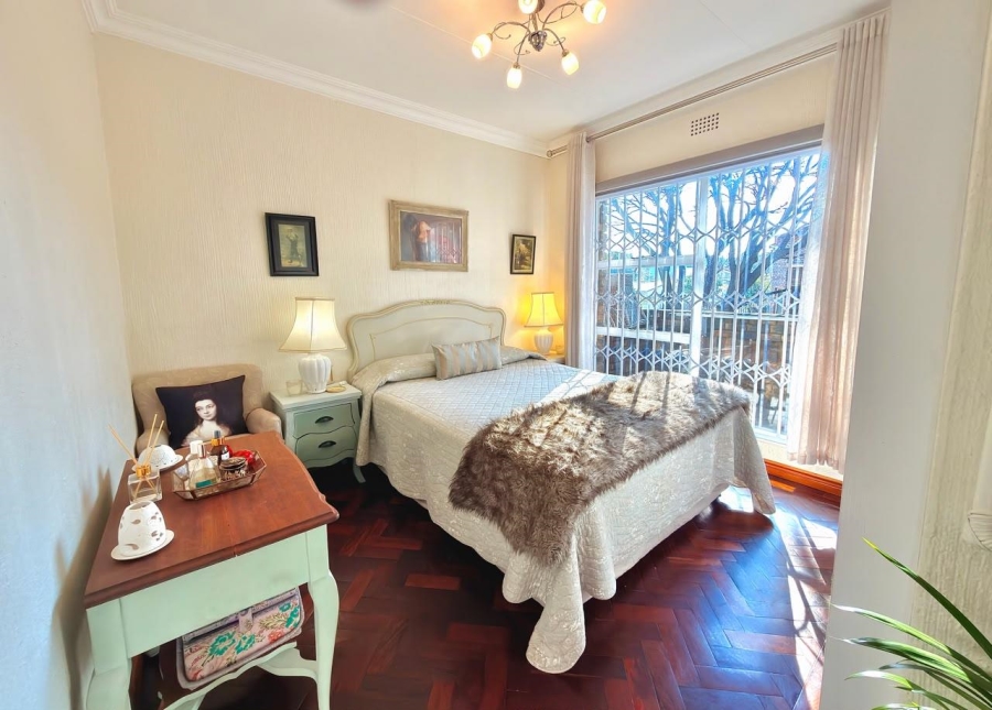 To Let 3 Bedroom Property for Rent in Glenvista Gauteng