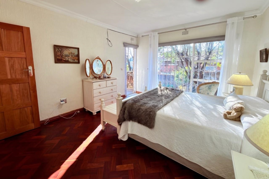 To Let 3 Bedroom Property for Rent in Glenvista Gauteng