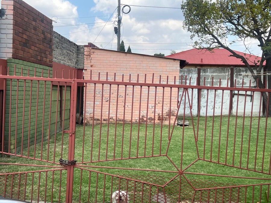 2 Bedroom Property for Sale in South Hills Gauteng