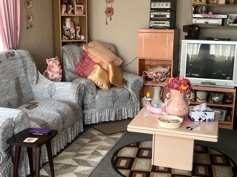 2 Bedroom Property for Sale in South Hills Gauteng