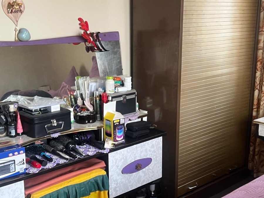 2 Bedroom Property for Sale in South Hills Gauteng