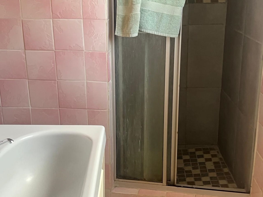 2 Bedroom Property for Sale in South Hills Gauteng