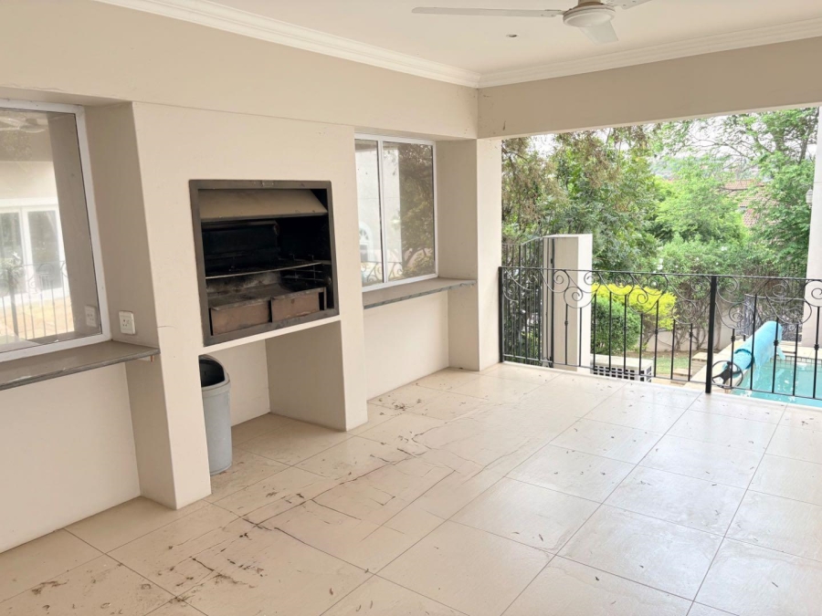 5 Bedroom Property for Sale in Dainfern Valley Gauteng