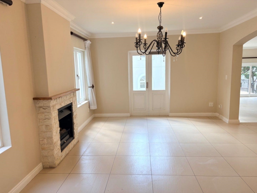 5 Bedroom Property for Sale in Dainfern Valley Gauteng