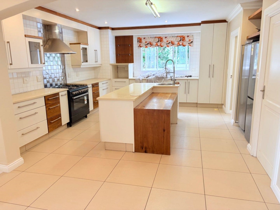 5 Bedroom Property for Sale in Dainfern Valley Gauteng
