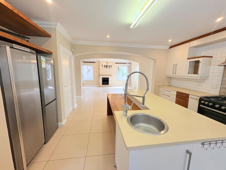 5 Bedroom Property for Sale in Dainfern Valley Gauteng