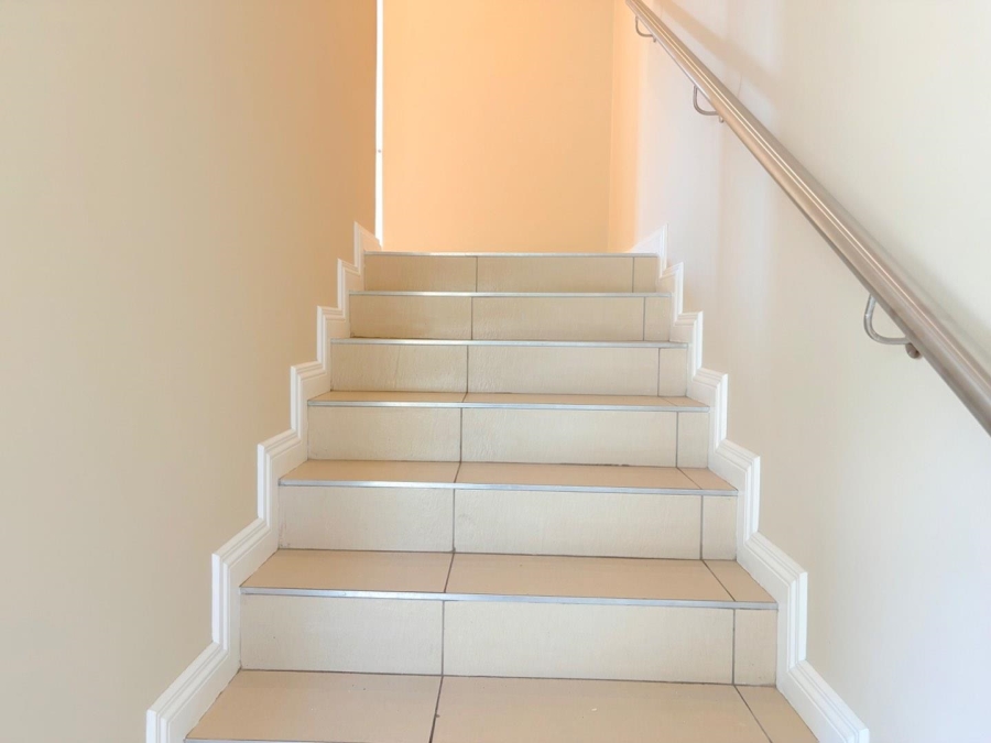 5 Bedroom Property for Sale in Dainfern Valley Gauteng